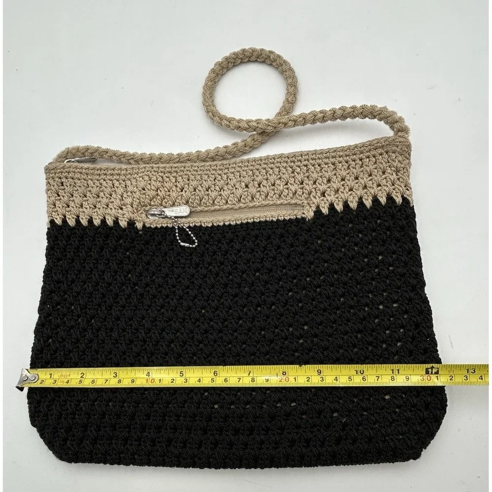 The Sak sak medium